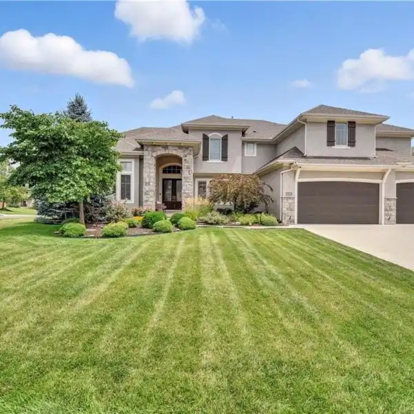IMPRESSIVE CUSTOM ONE-OWNER HOME ON A LARGE LOT