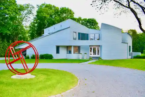 Perfectly Created Modern Oasis for Rent