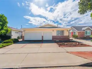 Classic Duplex Steps from Redondo Riviera