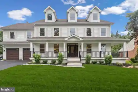 Exceptional New Construction in a Coveted Neighborhood