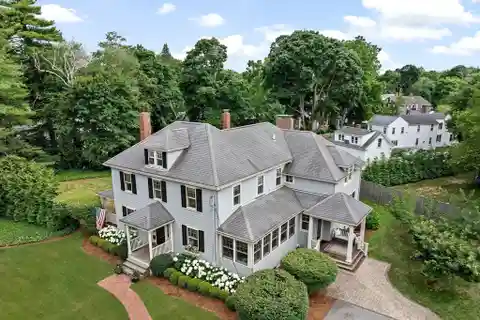 Beautifully Renovated Home on Iconic Middle Street
