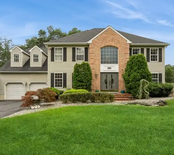 UPDATED HOME OFFERING PRIVACY AND COMFORT