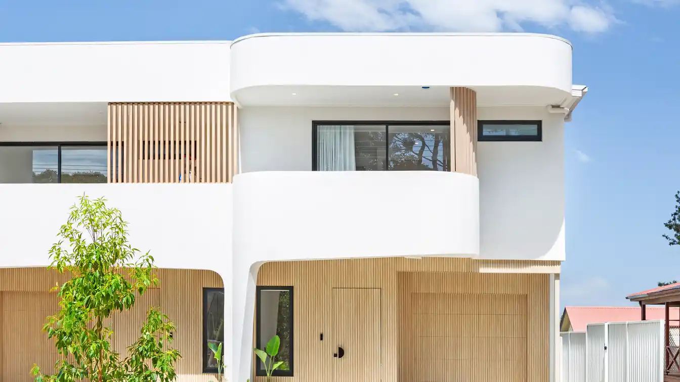 Glamorous Property Full of Luxury and Quality
