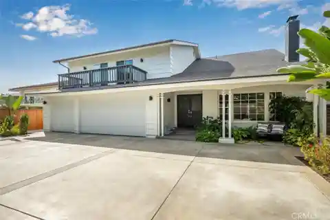 Resort-Like Gated Golf Course Home