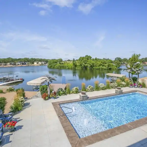 UPDATED LUXURY HOME ON WOODCLIFF LAKE