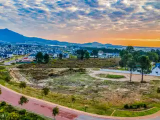 Mountain-View Stand with Bryce Henderson Plans