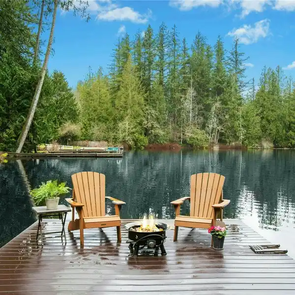 LAKESIDE TRANQUILITY