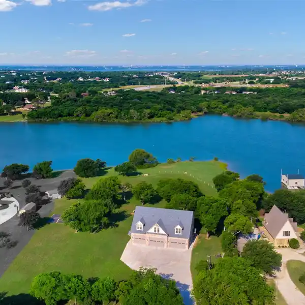 VERSATILE COMPOUND ON LAKE LEWISVILLE