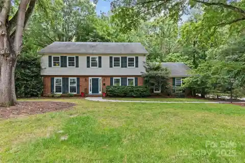Expansive Home in Coveted Mountainbrook