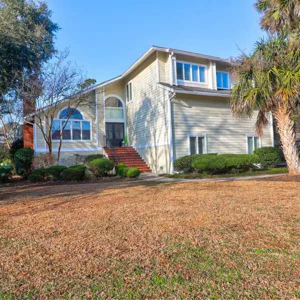 CUSTOM WATERFRONT LIVING WITH PRIVATE AIRSTRIP ACCESS