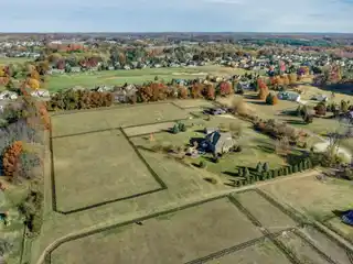 Elegant Country Retreat with Boutique Horse Barn
