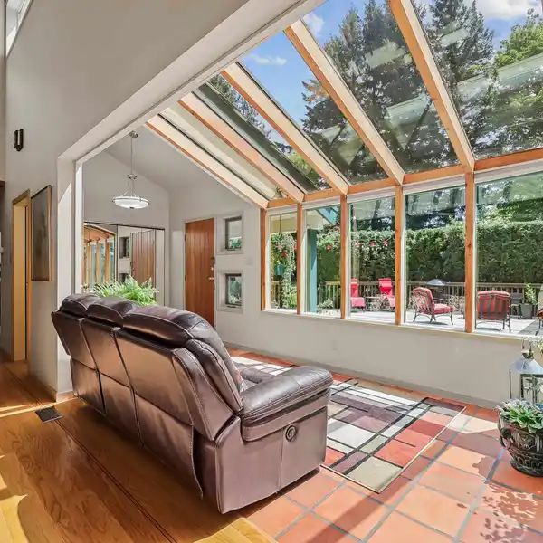 RARE OPPORTUNITY IN DESIRABLE PORT KELLS