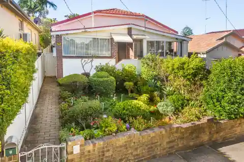 Impeccably Maintained Home in Prime Position