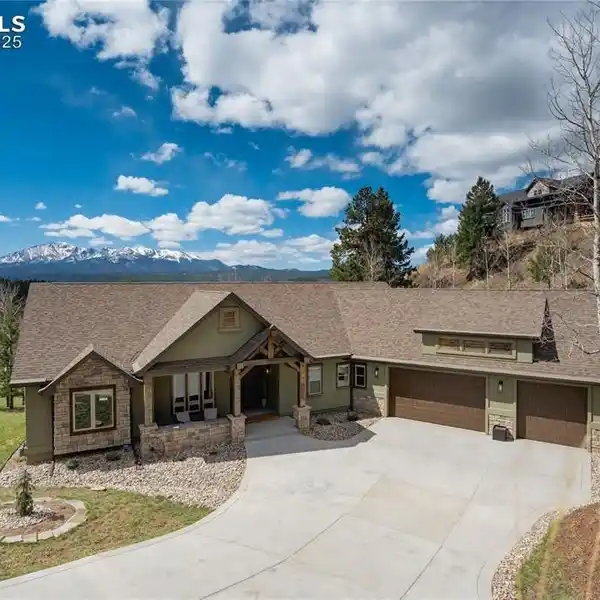 MOUNTAIN MODERN MASTERPIECE