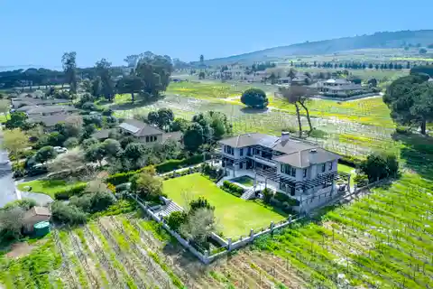 Klein Zevenwacht Mansion - a Promise of Fantastic Things to Come