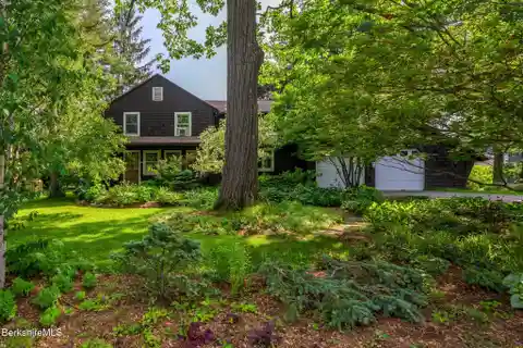 Waterfront Home on Richmond Pond