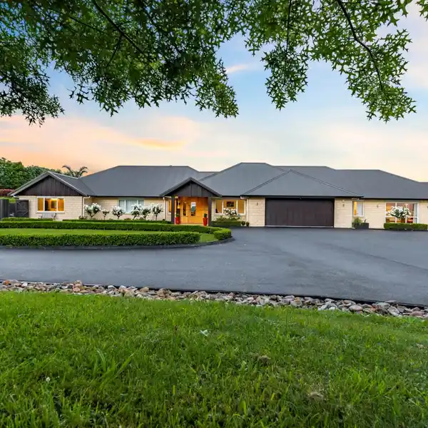 MULTI-GENERATIONAL HOME AND EQUESTRIAN FACILITIES