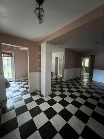 Small Image