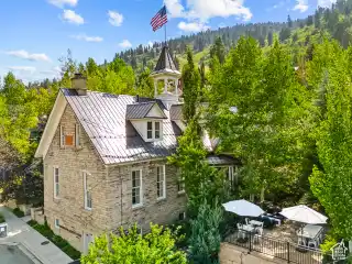 Historical Charm with Modern Luxury