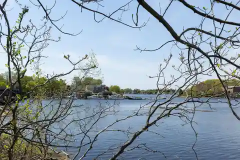 Unmatched Views and Waterfront Living