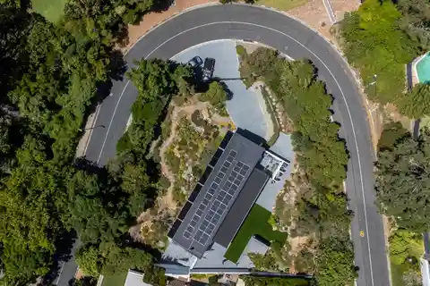 Breathtaking Views in a Serene Forested Setting