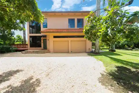 Expansive Property with Versatile Options