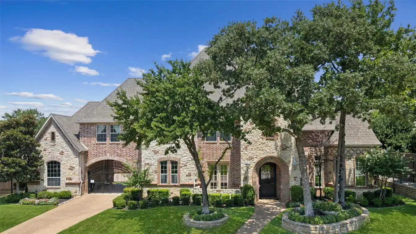 Gorgeous Traditional Estate in Trophy Club