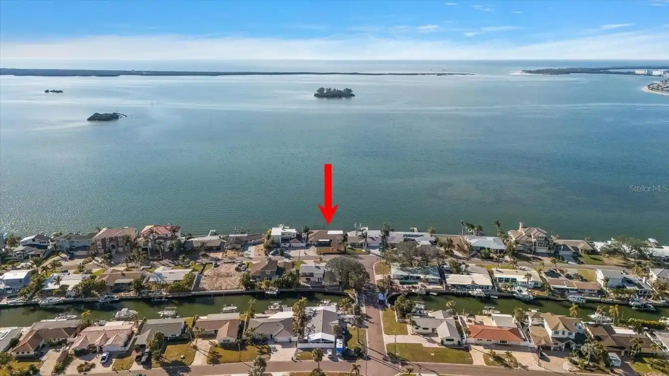 Build Your Dream Home with Amazing Waterfront Views