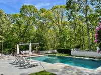 SPRAWLING BRIDGEHAMPTON ESTATE WITH GREAT ENTERTAINING SPACES