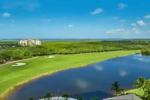 Huge Views from Beautiful Altaira