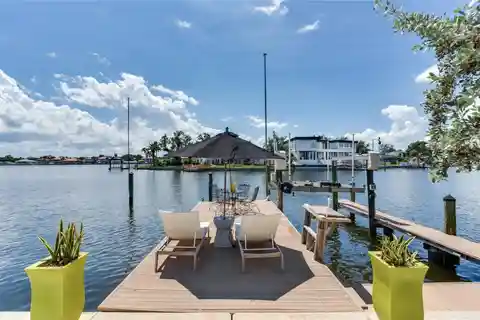 Luxury Bayou Living: Private Dock and Car Enthusiast Garage