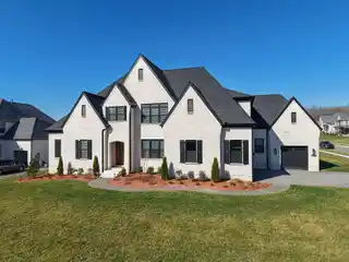 Stunning Brentwood Build with Designer Touches