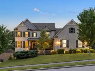 Light-filled Luxury Home in Falls Grove