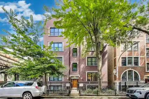 Beautifully Updated Residence in the Heart of Old Town