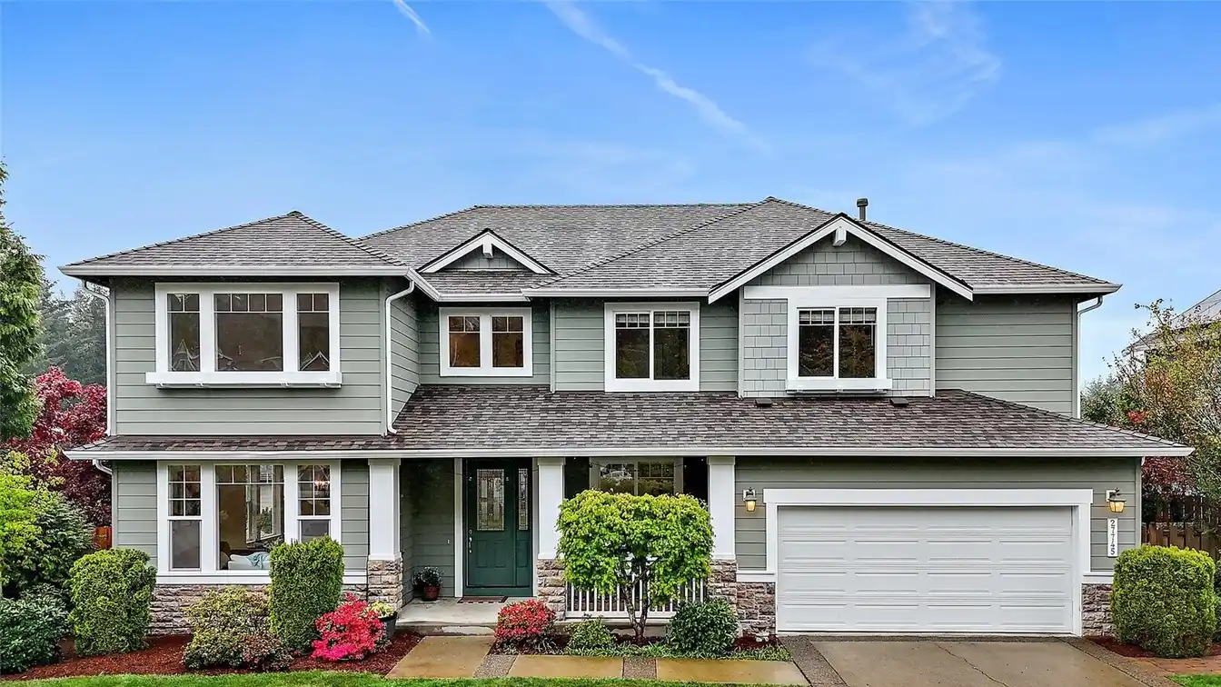 Beautifully Updated Maple Woods Home