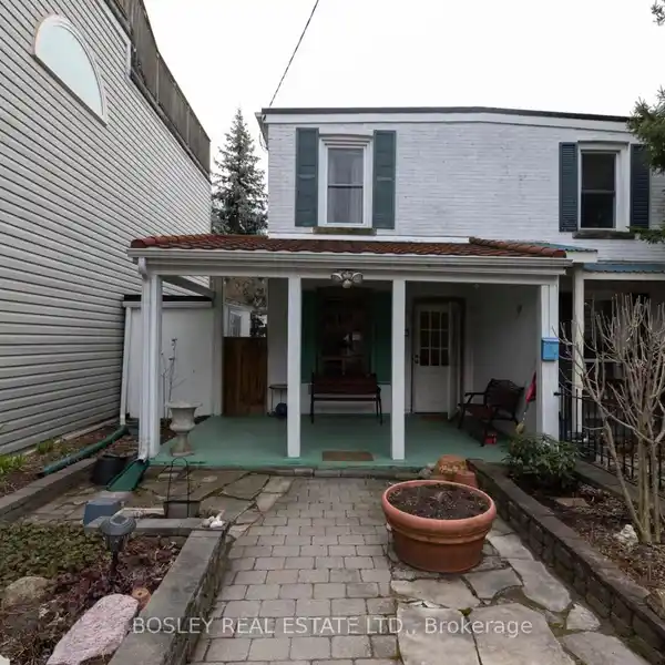 ADORABLE CABBAGETOWN COTTAGE