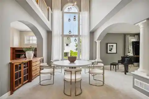 Stunning Premier Home in Ideal Community