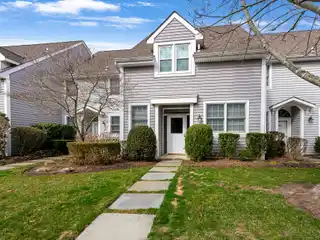 Beautiful Condo for Rent in Southampton
