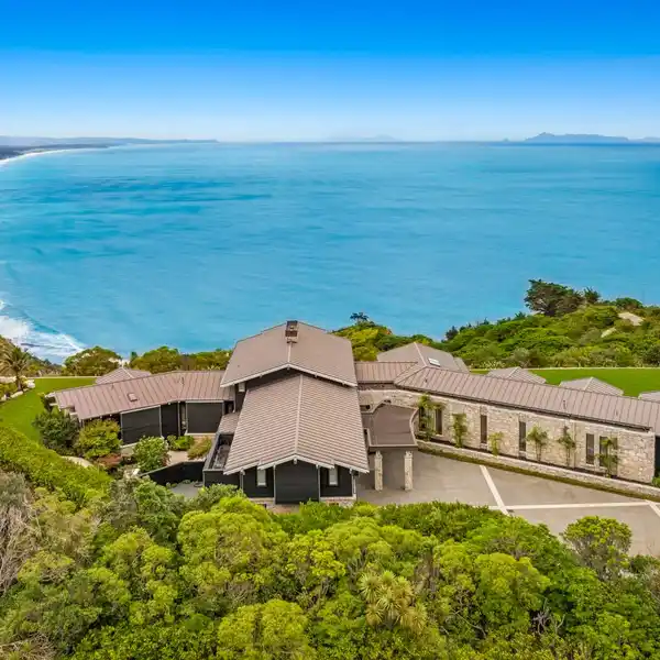 PAKIRI POINT LODGE