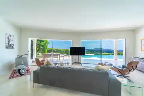 Elegant Retreat with Breathtaking Sea Views