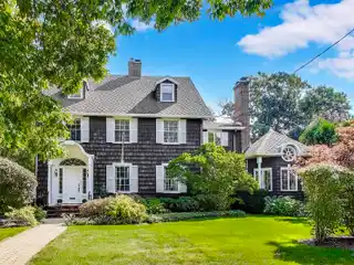 Timeless Colonial Gem