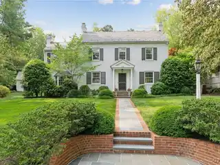 Stately Home Steps from University of Richmond