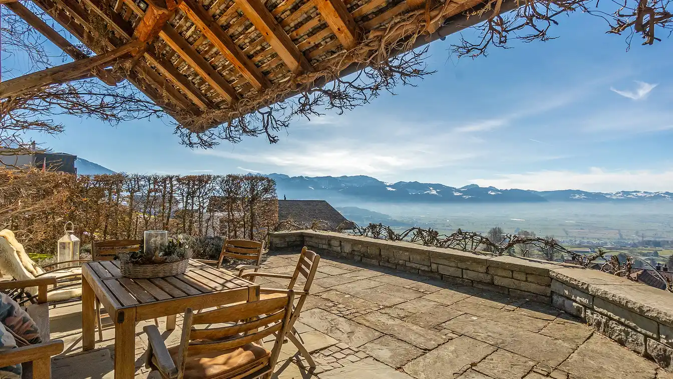 Special Country-style Property