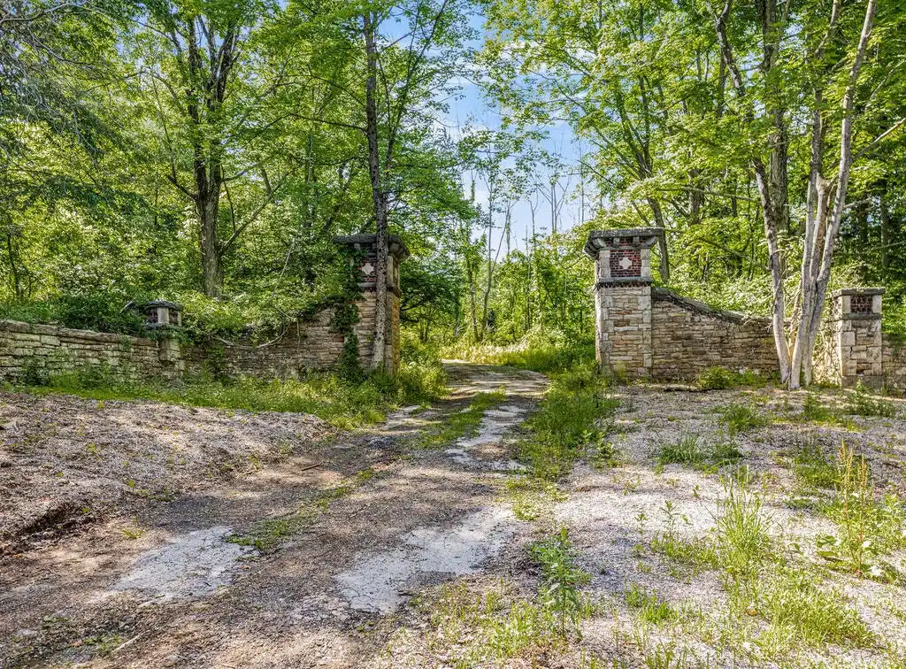 Gorgeous 69-acre Parcel