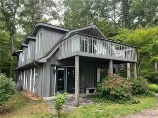 Waterfront Jewel with Unparalleled Privacy