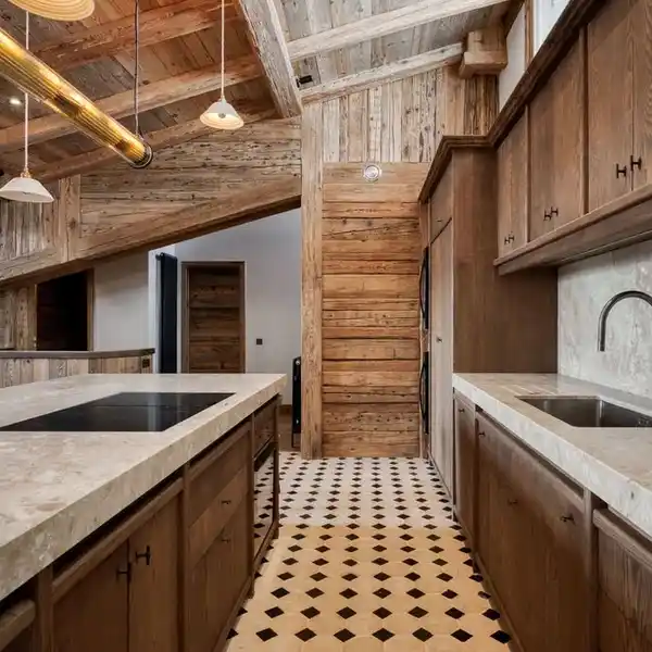 ELEGANCE AND COMFORT WITH BREATHTAKING MOUNTAIN VIEWS