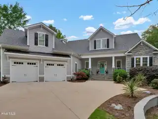 Like-new Construction in Winding River Plantation