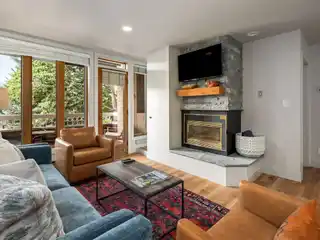 Stylishly Remodeled Ski Resort Condo