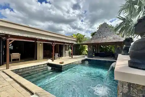 Luxury Villa Near Black River Gorges