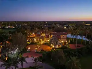 Grand and Gorgeous Residence